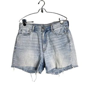 American Eagle Mom Jean Cutoffs Denim Shorts Light Wash 100% Cotton
